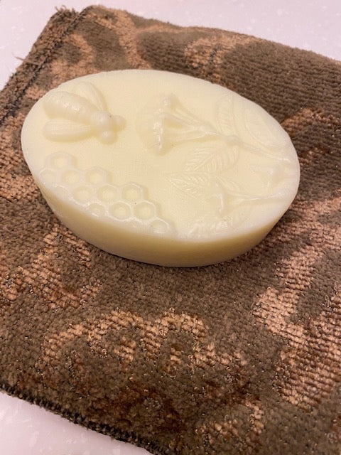 Better Bee Triple Butter Lemon Creme Glycerin Soap